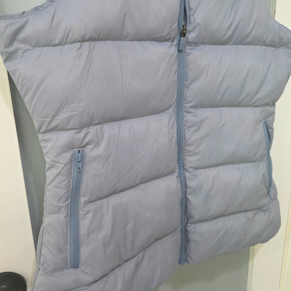 AYBL Women’s Blue Puffer Vest – Size M – Lightweight Quilted Outerwear - Picture 6 of 9